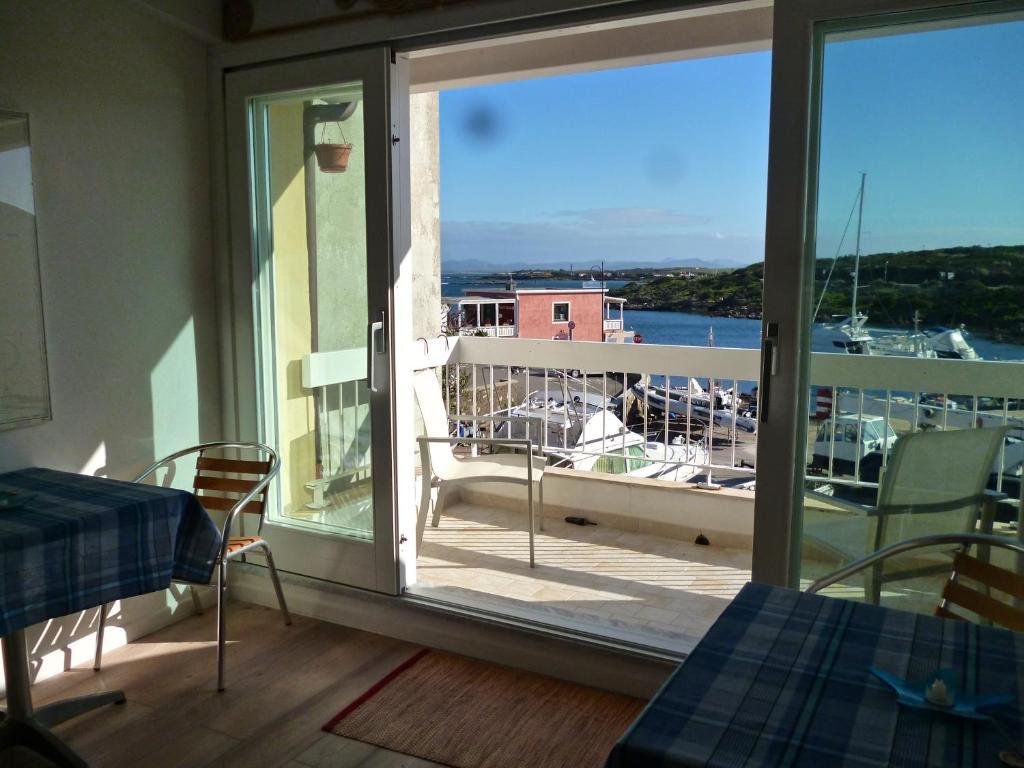 Domo Sul Porto Bed and Breakfast Stintino Exteriör bild