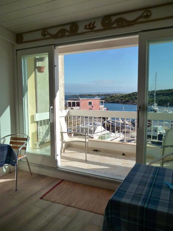 Domo Sul Porto Bed and Breakfast Stintino Exteriör bild